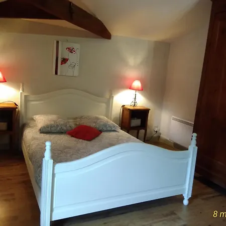 Les De Charloteau Holiday home *
