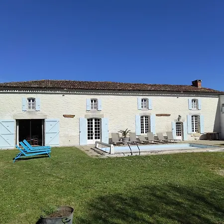 Les De Charloteau Holiday home Corme-Ecluse