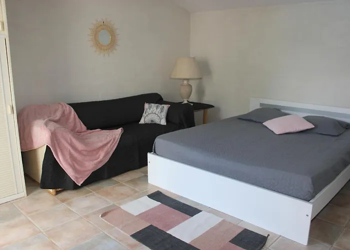 Сasa de vacaciones Les De Charloteau *